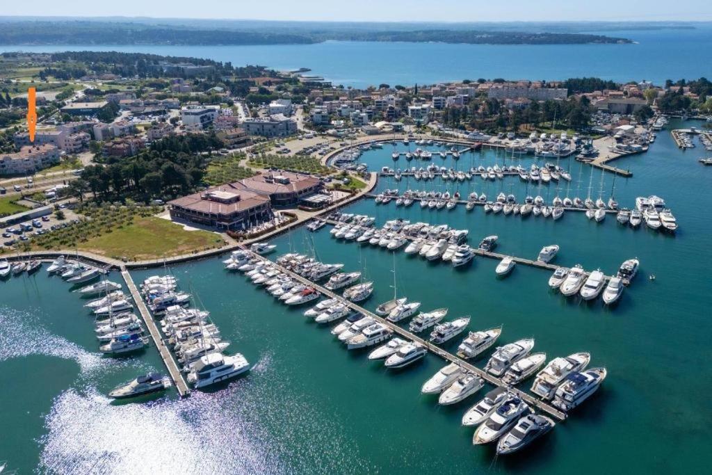 Apartments Nautica Новиград Экстерьер фото